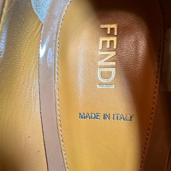 Fendi size 39 tan patent leather stiletto pump - Picture 9 of 11